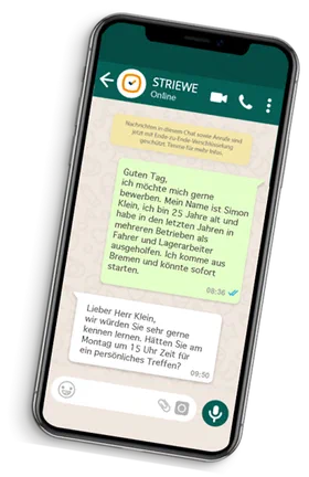 Handy mit einer Bewerbung im WhatsApp-Chat von Striewe